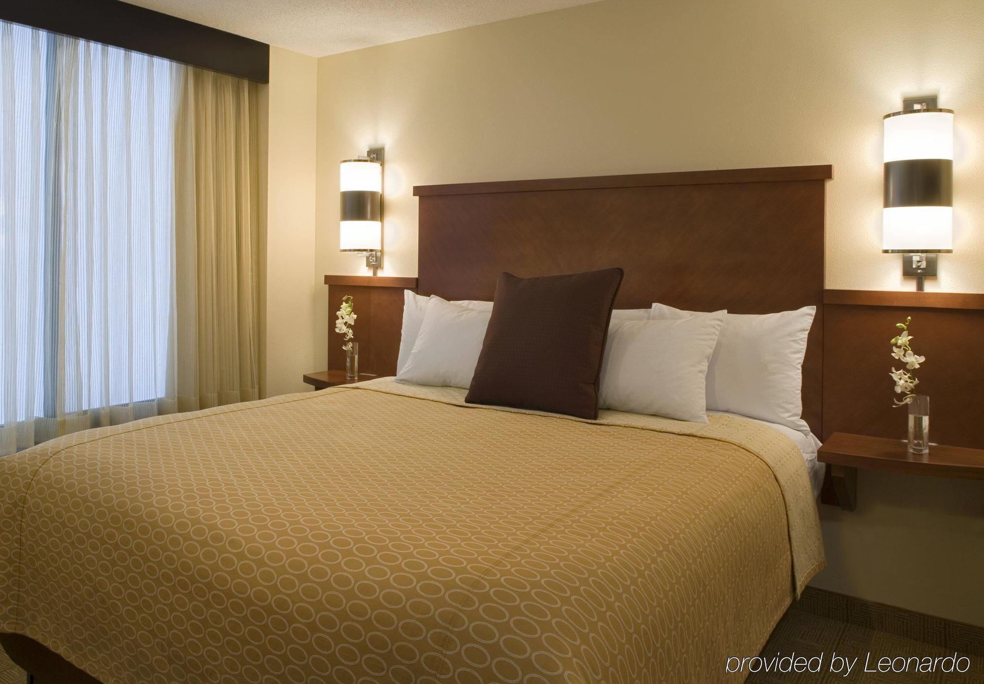 Hyatt Place Salt Lake City Downtown / The Gateway Exterior photo