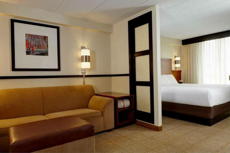 Hyatt Place Salt Lake City Downtown / The Gateway Exterior photo